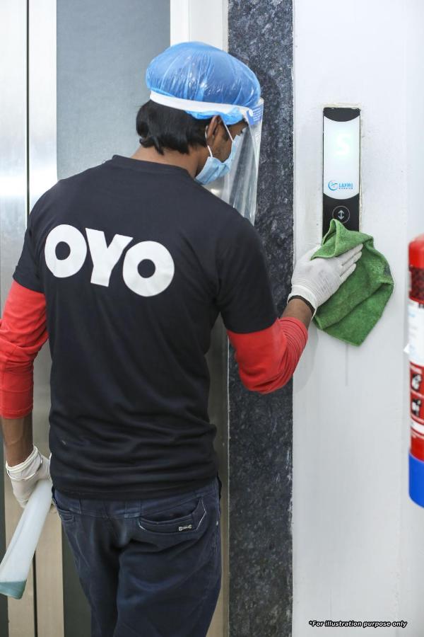 Oyo 81641 Collection O Hotel A1 Residency New Delhi Exterior photo